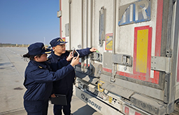 甘肃首条TIR国际公路进境通道开通